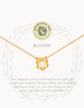 Load image into Gallery viewer, Sea La Vie Bloom Necklace
