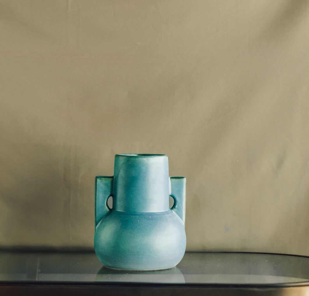 Ottora Vase with Handles